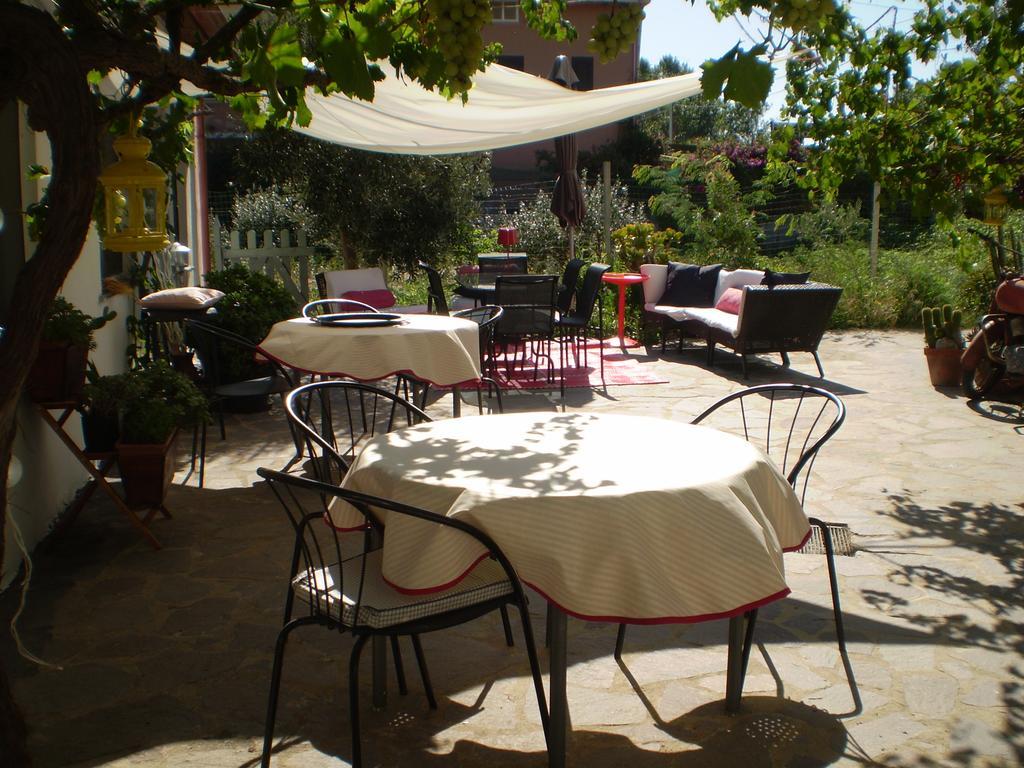 Il Giardino Di Emilio Panzió Marrùbiu Szoba fotó
