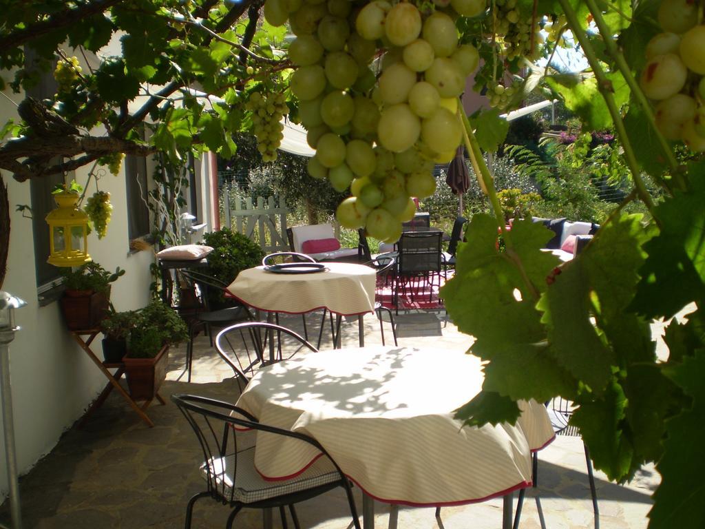 Il Giardino Di Emilio Panzió Marrùbiu Kültér fotó